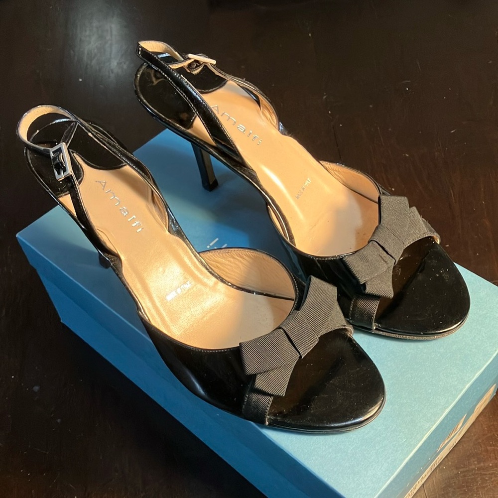 Amalfi Black Patent Leather Heels with Ribbon Bow Detail